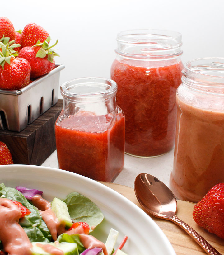 Combine fresh strawberries and rhubarb with a little maple syrup, lemon juice and simmer until some of the liquid evaporates. Refined sugar free. Find the recipe at freshisreal.com