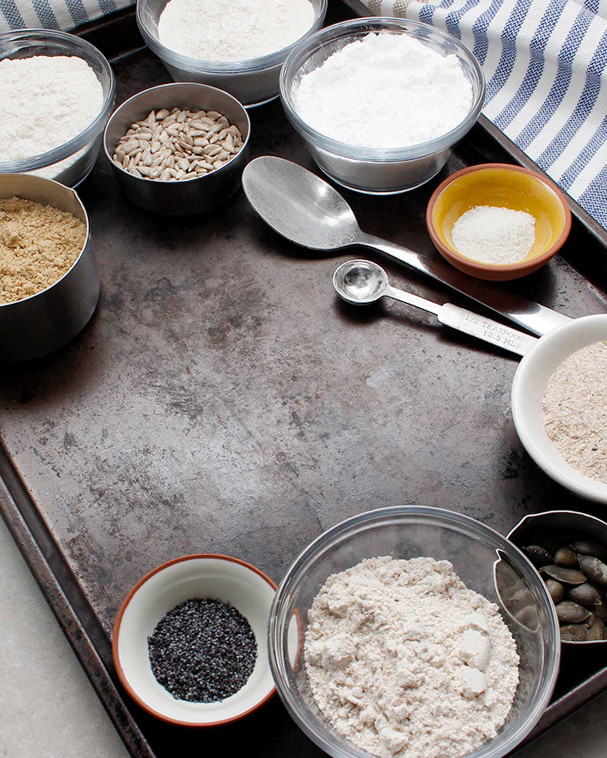 Gluten-free, vegan and allergen-friendly baking ingredients and flour guide. freshisreal.com