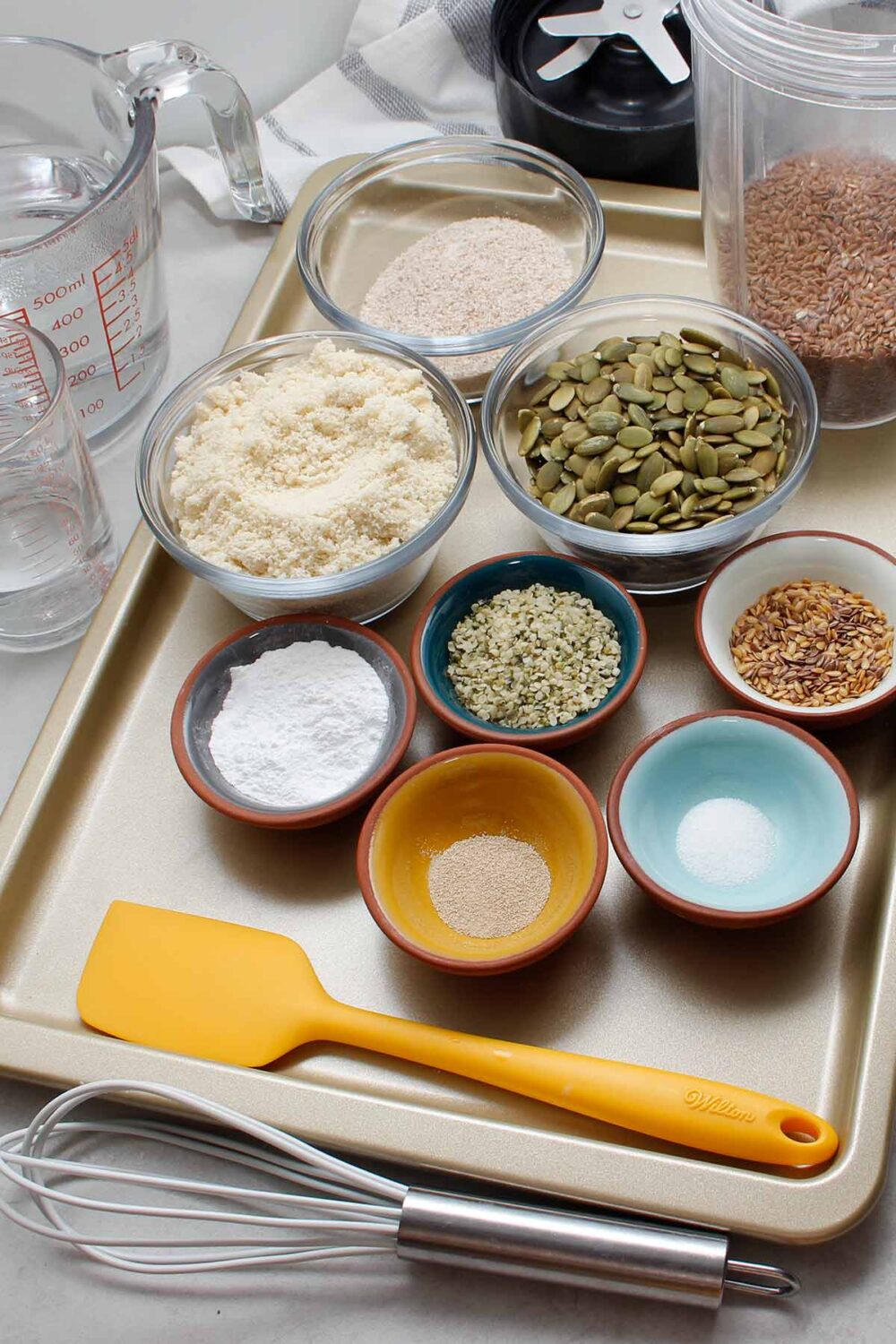 Seeds (flax, pumpkin, hemp) to make low-carb bread baked in the oven.